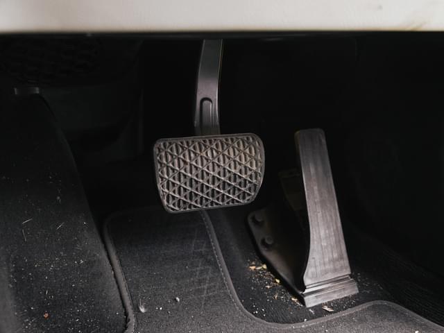 Foot Controls Image - 30247