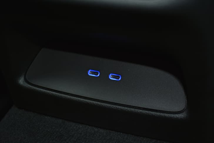 Mercedes Benz Glc Charging Ports