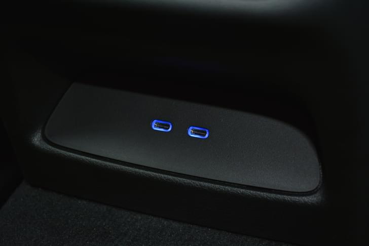 Mercedes Benz Glc Charging Ports