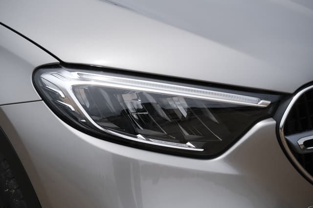 Headlight Image - 12733