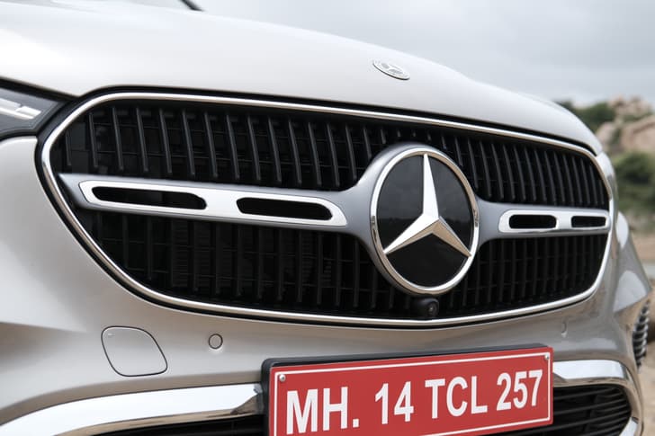 Mercedes Benz Glc Front View
