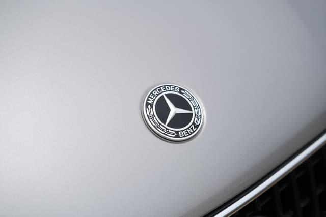 Closed Bonnet Image - 12777