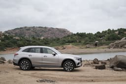 Mercedes Benz Glc Front Right Three Quarter