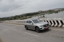 Mercedes Benz Glc Front Left Three Quarter