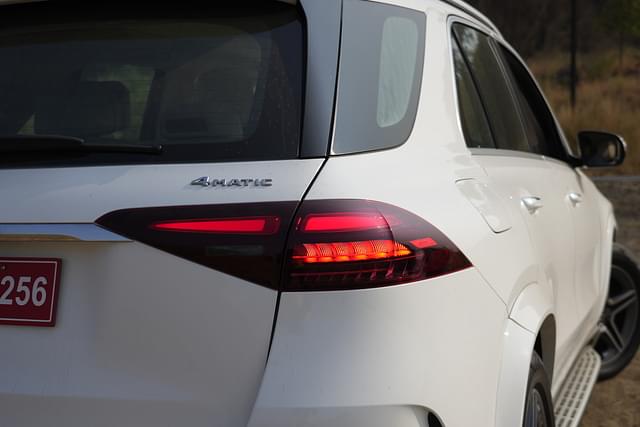 Rear View Image - 16014