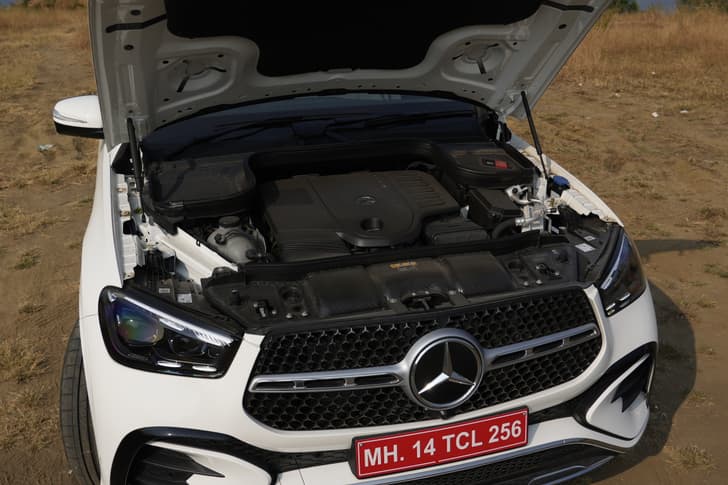Mercedes Benz Gle Color White
