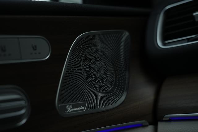 Speakers Image - 16027
