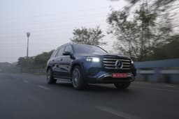 Mercedes Benz Gls Front Left Three Quarter