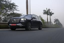 Mercedes Benz Gls Front Left Three Quarter