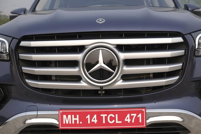 Front View Image - 9468
