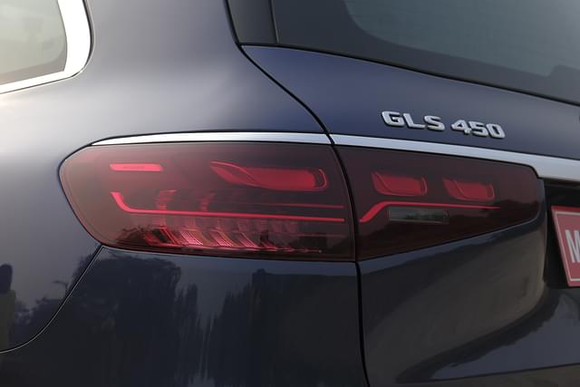 Rear View Image - 9478