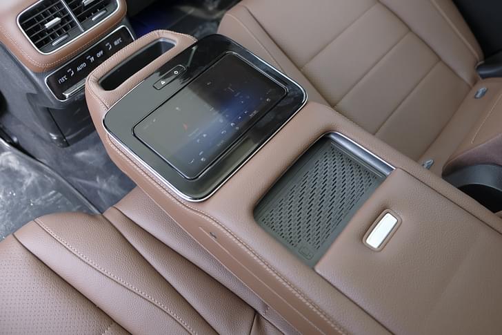 Mercedes Benz Gls Front Row Seats