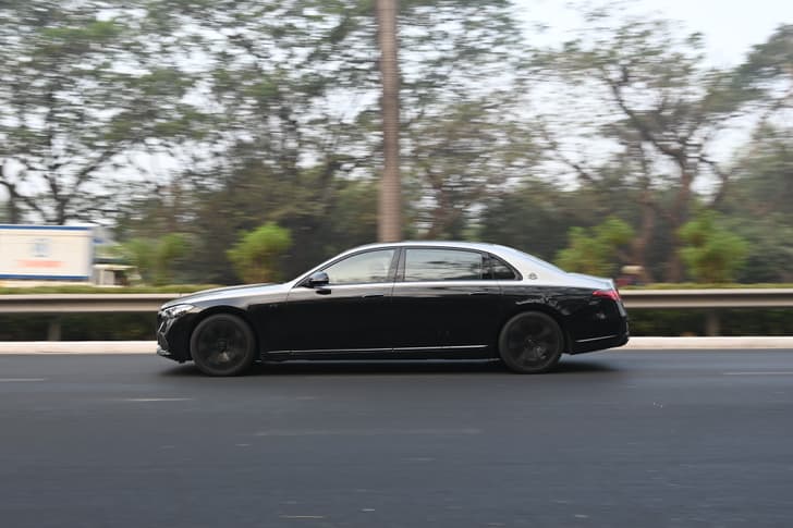 Color Black