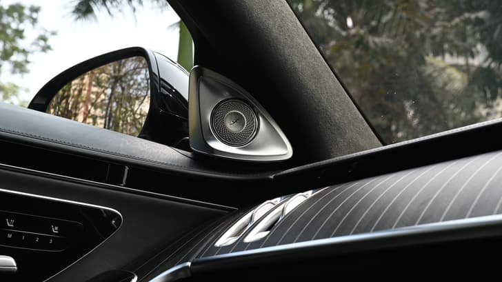 Side Glass Housing