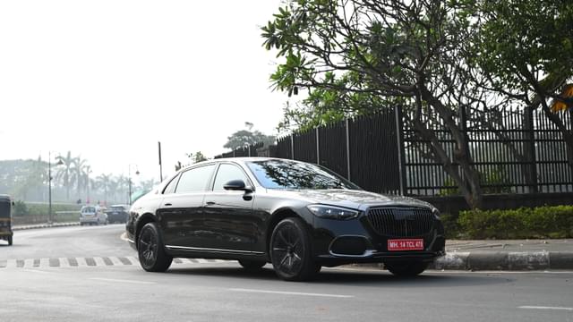 Front Left Three Quarter Image - 14438