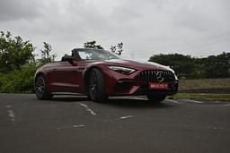 Mercedes Benz Sl Front Right Three Quarter