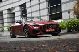 Mercedes Benz Sl Front Right Three Quarter