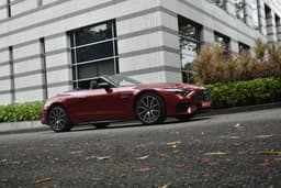 Mercedes Benz Sl Front Right Three Quarter