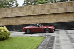 Mercedes Benz Sl Color Red