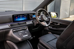 Mercedes-Benz V-Class Dashboard Mercedes-Benz V-Class Dashboard
