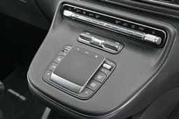 Mercedes-Benz V-Class Infotainment System