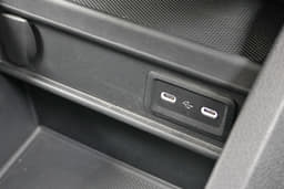 Mercedes-Benz V-Class Console Storage