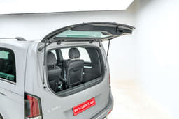 Mercedes-Benz V-Class Front Row Seats Mercedes-Benz V-Class Front Row Seats
