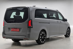 Mercedes-Benz V-Class Front Row Seats