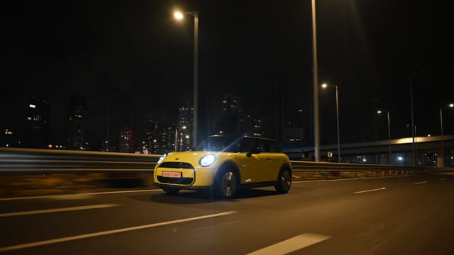 Front Right Three Quarter