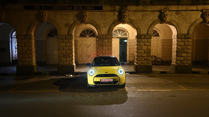 Mini 3 Door Front View