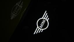 Mini 3 Door Front Logo