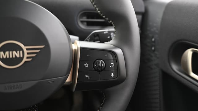 Steering Wheel Image - 9867