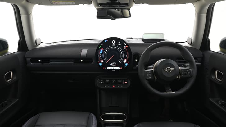 Mini 3 Door Dashboard