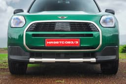 Mini Countryman Front View