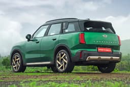 Mini Countryman Rear Left Three Quarter