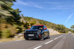 Mini Countryman Front Right Three Quarter Mini Countryman Front Right Three Quarter