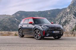 Mini Countryman Front Left Three Quarter Mini Countryman Front Left Three Quarter