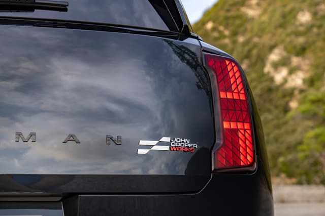Rear View Image - 20750