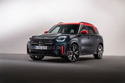 Mini Countryman Front Right Three Quarter Mini Countryman Front Right Three Quarter