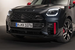Mini Countryman Front View