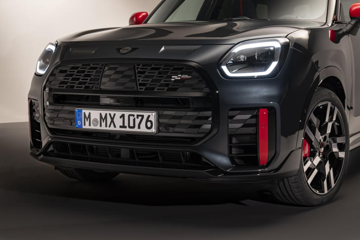 Mini Countryman Front View