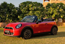 Mini Cooper Convertible Front Right Three Quarter