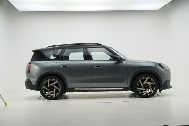 Alloy Wheels Image - 7201
