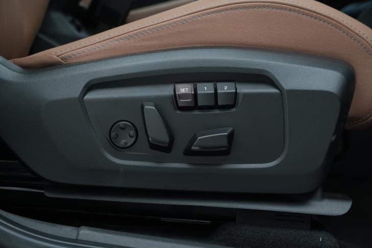 Mini Countryman Electric Co Passenger Height Adjustable Seat