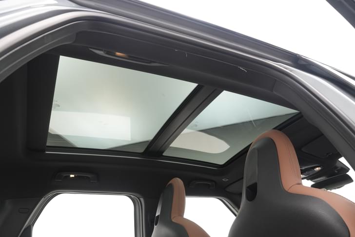 Mini Countryman Electric Car Roof