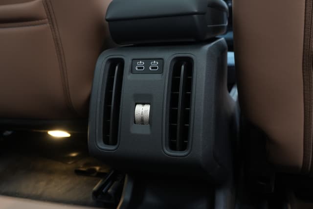 Ac Vents Rear Image - 7228