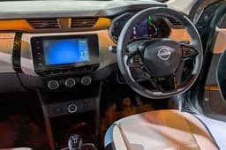 Nissan Gravite Dashboard