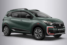 Nissan Gravite Front Right Three Quarter