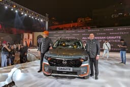 Nissan Gravite Front View Nissan Gravite Front View