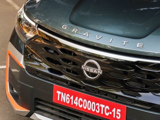 Front View Image - 33600